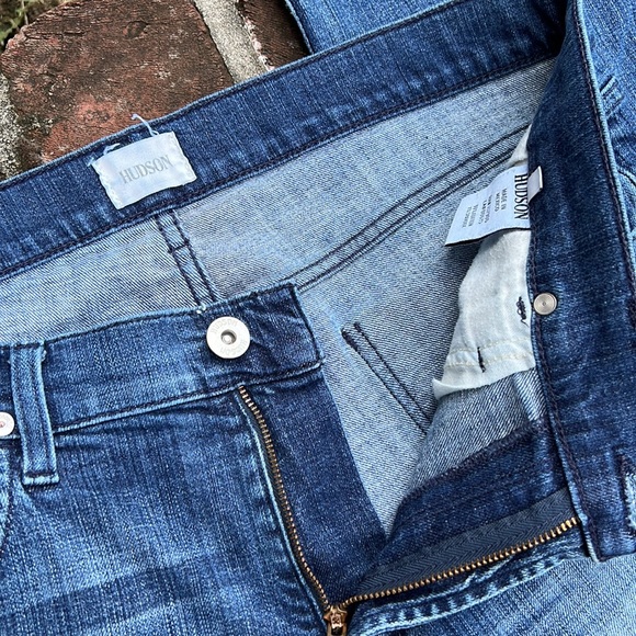 Hudson Blake slim straight zip fly distressed medium wash jeans size 34 - Picture 3 of 7